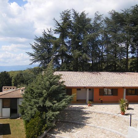 Orani Agriturismo Usurtala מראה חיצוני תמונה